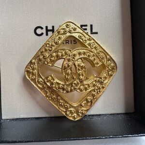 Vintage CHANEL Gold-Tone CC Logo Square Brooch | Textured Statement Pin